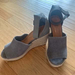 Wedge sandals